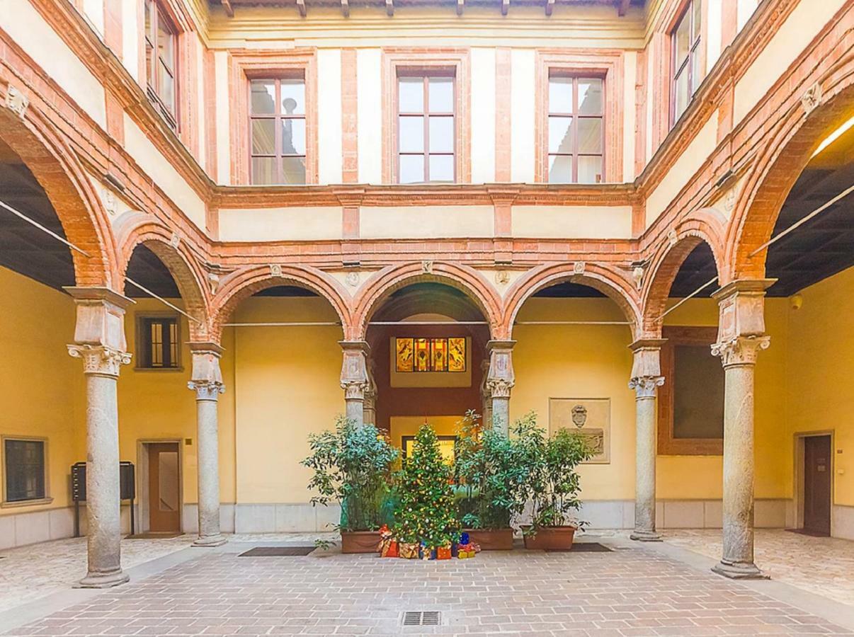 ℒovely & ℰlegant Studio Next To Duomo/Missori Milan Exterior photo